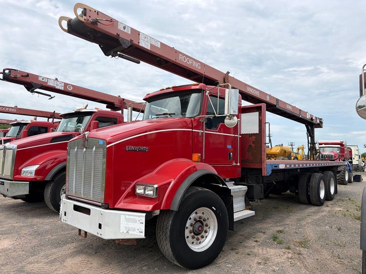 2013-kenworth-t880-image-1