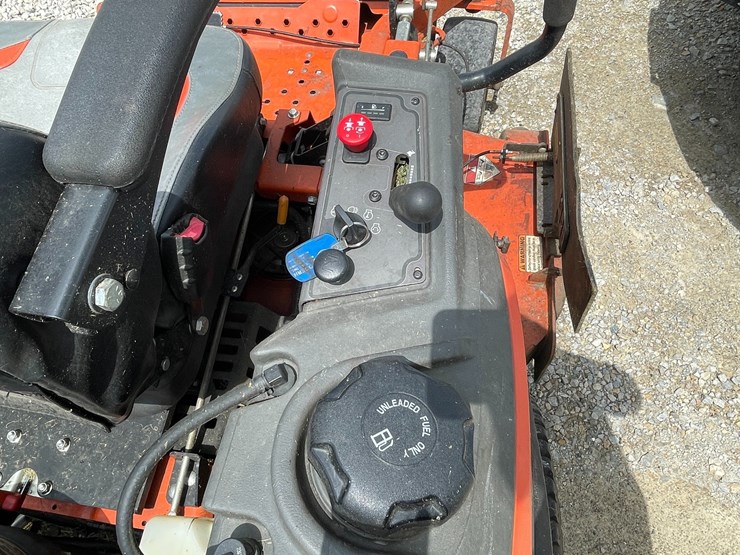 #4861-•-husqvarna-professional-z560x-zero-turn-lawn-mower-image-34