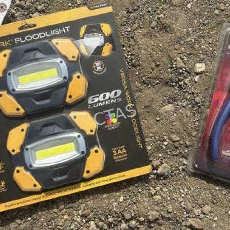 #105 • 2-Pack Versa Work Floodlight & Ultra Steel 4-Pc