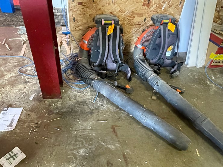 #7915-•-(1)-husqvarna-580bts-mark-ii-backpack-blower-image-1
