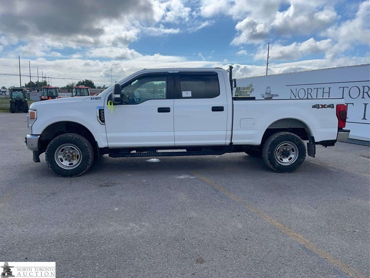2021-ford-f250-image-8
