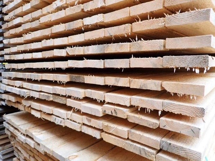 qty-of-(264)-1-in.-x-4-in.-x-10-ft-rough-cut-pine-image-3