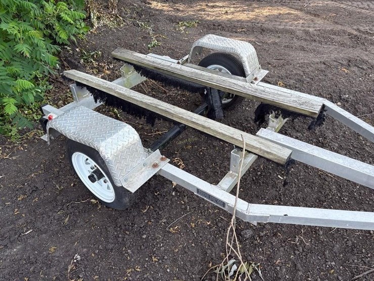 single-aluminum-jet-ski-trailer-image-5