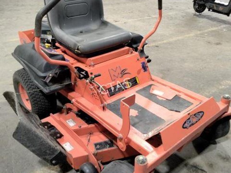 #8-•-bad-boy-mower-726cc-pro-series-image-2