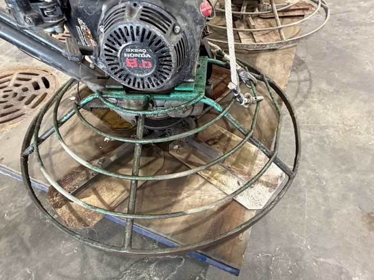 #1813-•-36"-power-trowel-w/-8hp-honda-image-10