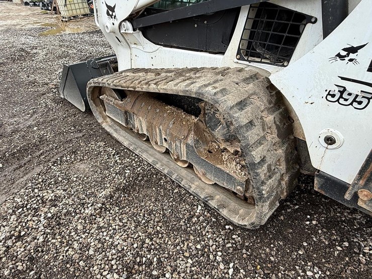 2019-bobcat-t595-image-16