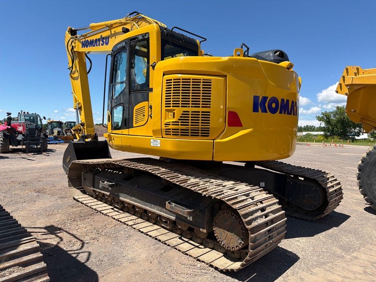 komatsu-pc238us-lc-11-image-6