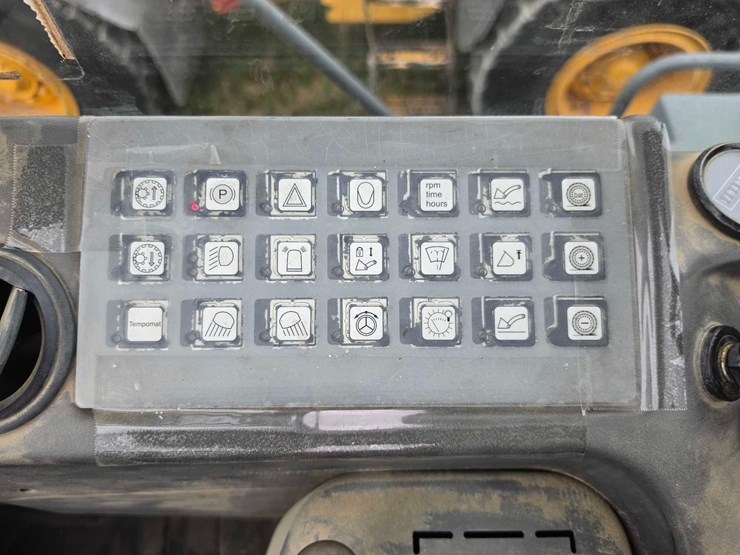 liebherr-l544-image-18