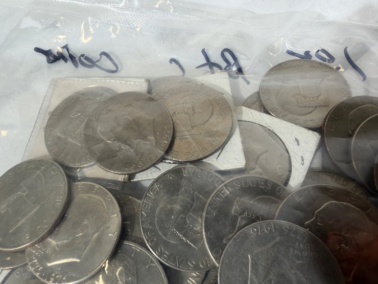 #40036-•-(50)-1776-1976-bicentennial-one-dollar-coins-image-17