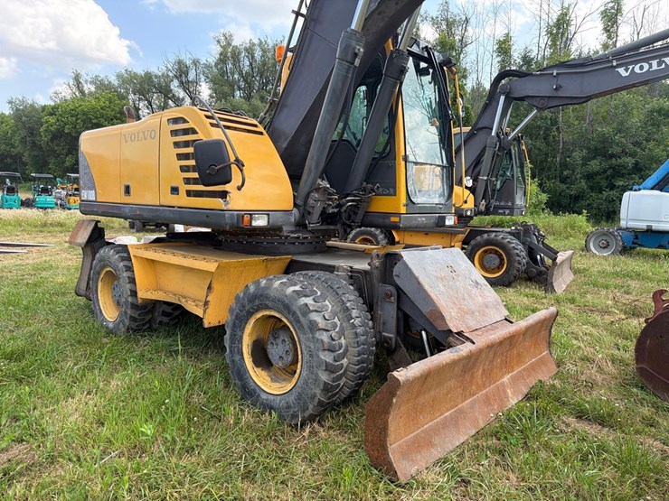 volvo-ew180b-image-5
