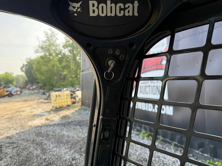2016-bobcat-s450-image-21