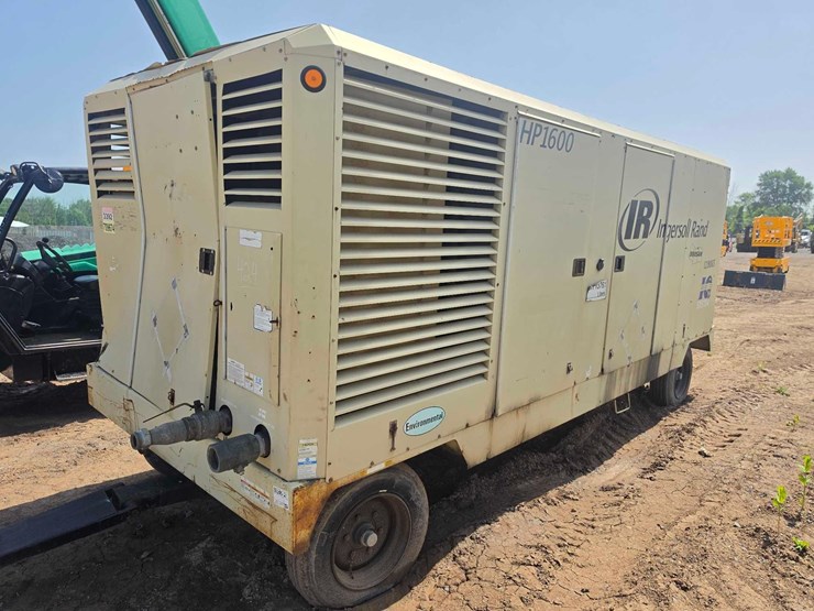 doosan-hp1600wcu-image-2