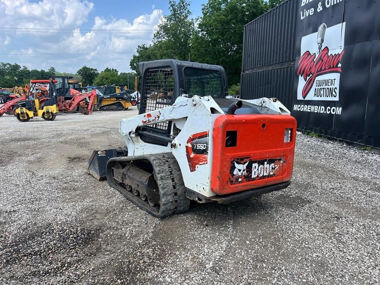 2022-bobcat-t550-image-4