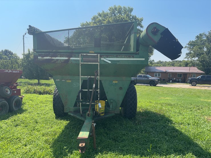 ez-trail-model-500-grain-cart.-image-8