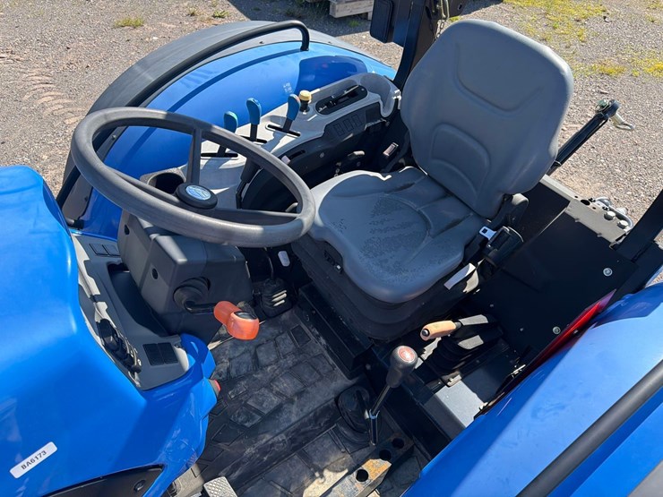 new-holland-workmaster-120-image-13