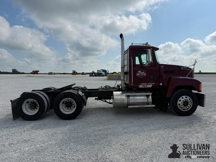 2000-mack-ch600-image-4