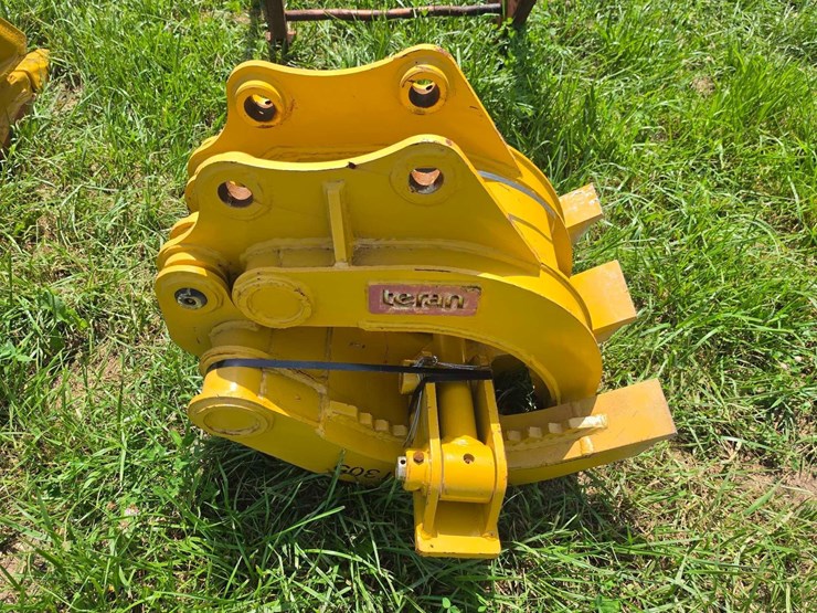 caterpillar-305-image-2