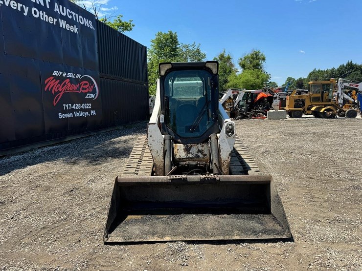 bobcat-t870-image-9