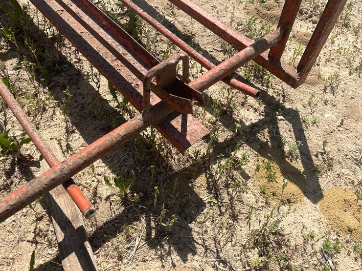 #3379-•-60'-hay-conveyer-image-6