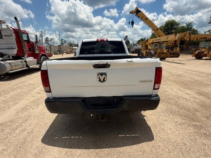 2013-dodge-ram-2500-image-8