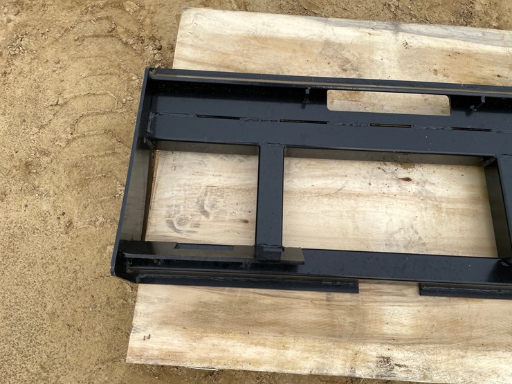#2003-•-new-wolverine-pallet-fork-frame-image-6