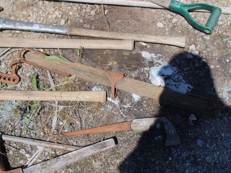 misc-hand-tools-&-antique-yoke-image-2