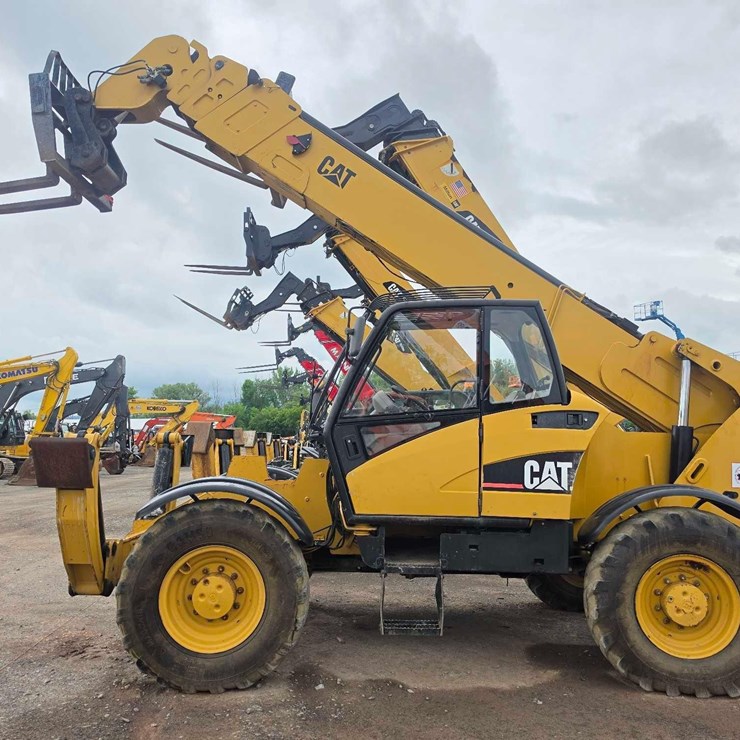 CATERPILLAR TH580B