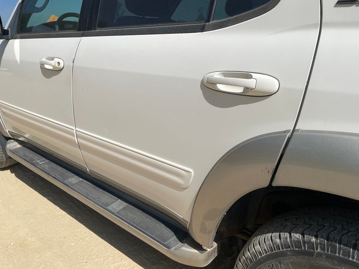 2003-toyota-sequoia-image-20