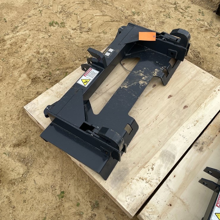 #2049 • New Wolverine Skid Steer 3-Point Attachment