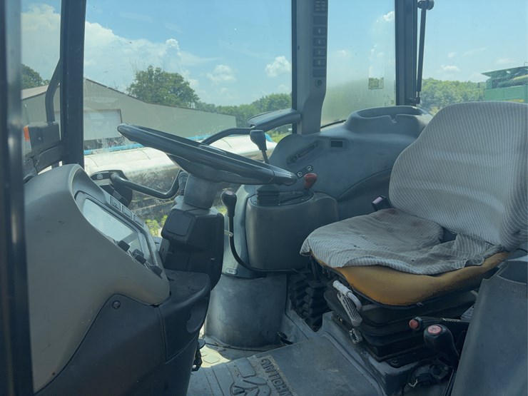 new-holland-tn65d-image-9