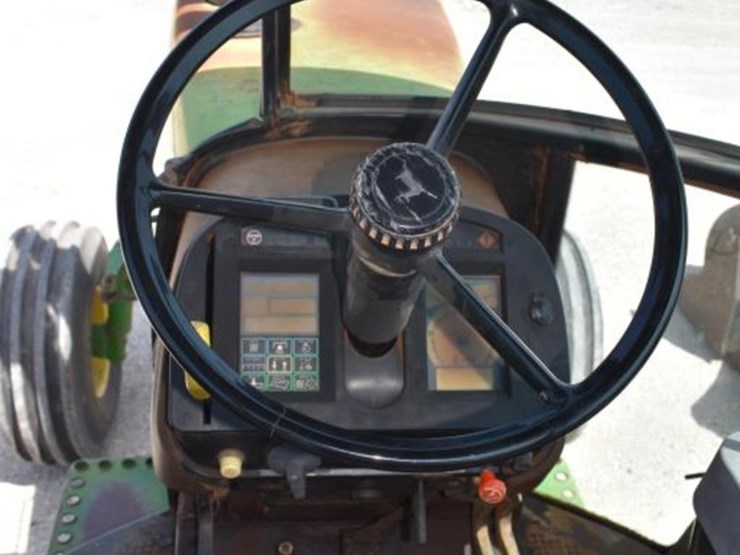 john-deere-4755-image-17