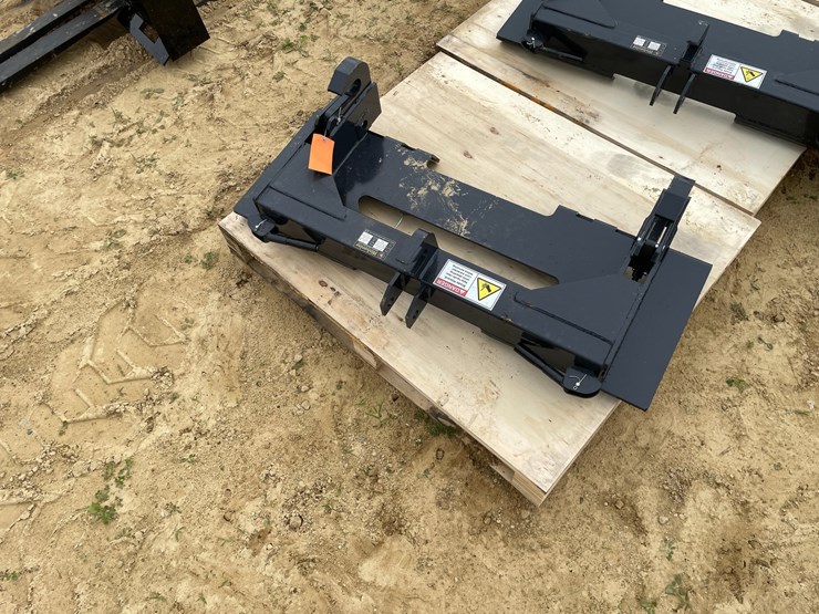 #2049-•-new-wolverine-skid-steer-3-point-attachment-image-2