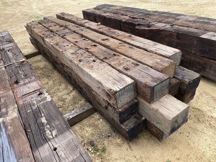 #3445-•-bundle-of-(12)-railroad-ties-image-3