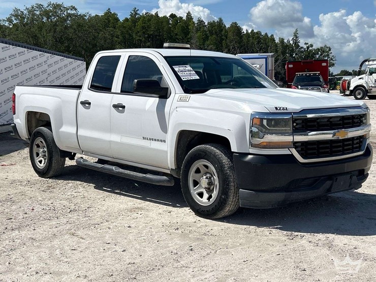 2016-chevrolet-silverado-1500-image-2