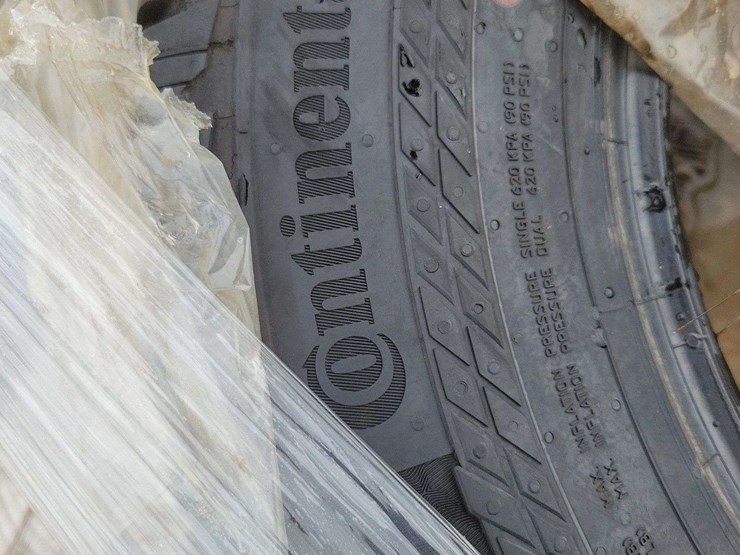 4-tires-continental-235/65r16c-image-4