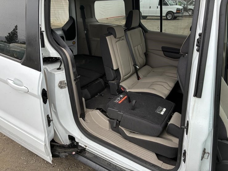 2014-ford-transit-connect-image-11