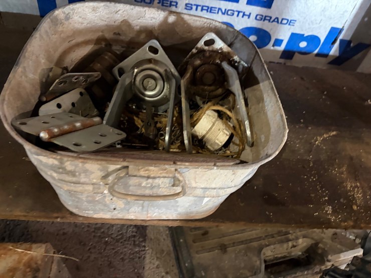 #8358-•-tool-boxes-and-contents-image-6