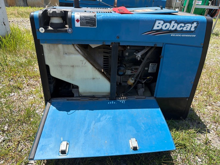 #4043-•-miller-bobcat-250-ac/dc-welder-11,000-watt-generator-image-18