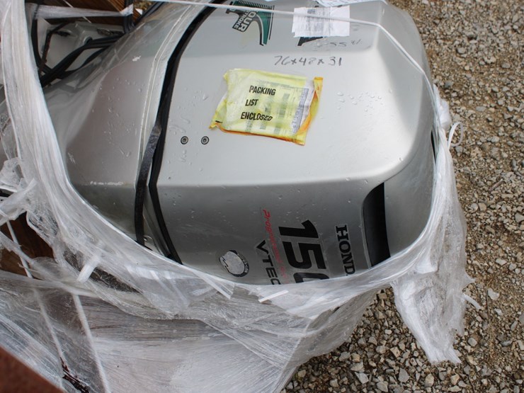 honda-150-programed-fuel-injection-4-stroke-outboard-boat-motor-image-2