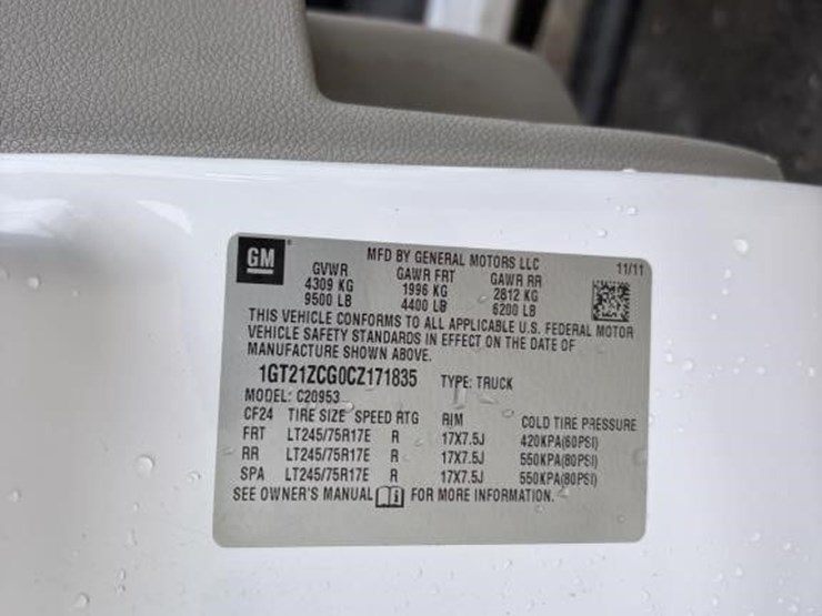 2012-gmc-sierra-2500-image-22