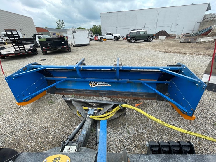 #4873-•-2023-kage-snowfire-10'-universal-mount-snow-pusher-image-2