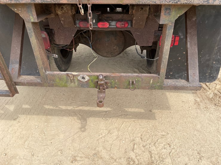 #204-•-1988-international-straight-truck-(has-wi-title)-image-77