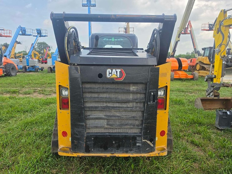 2021-caterpillar-299d3-image-7