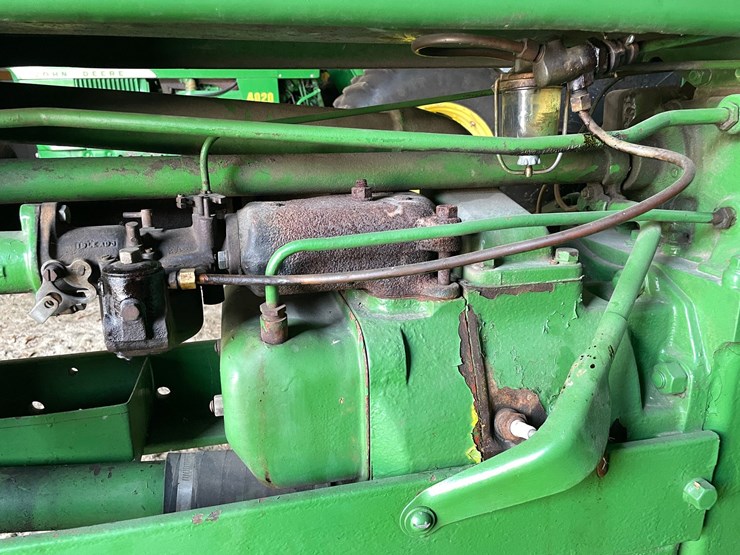 john-deere-model-b-image-16