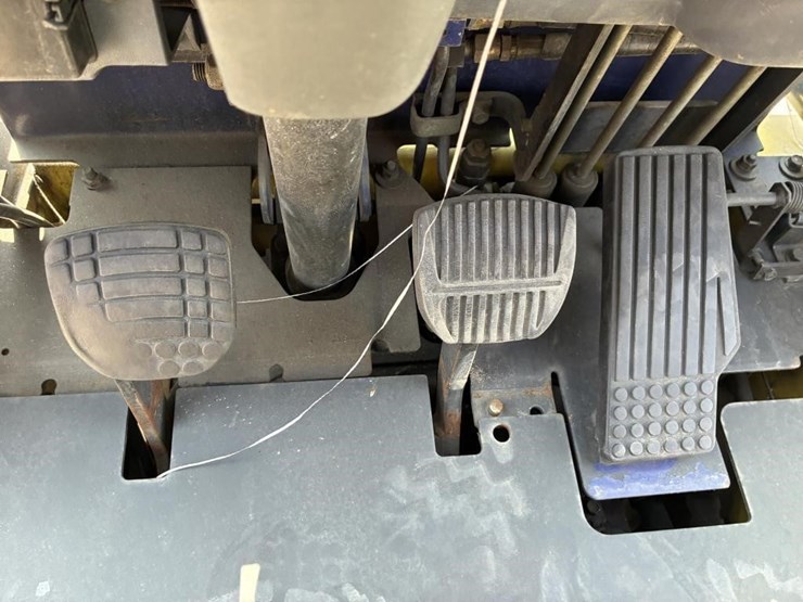 komatsu-fg25st-12-image-22