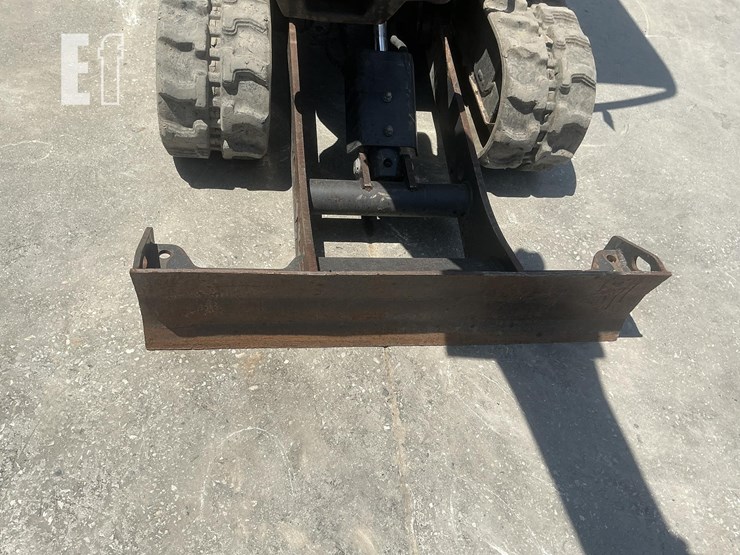 2022-bobcat-e20-image-11