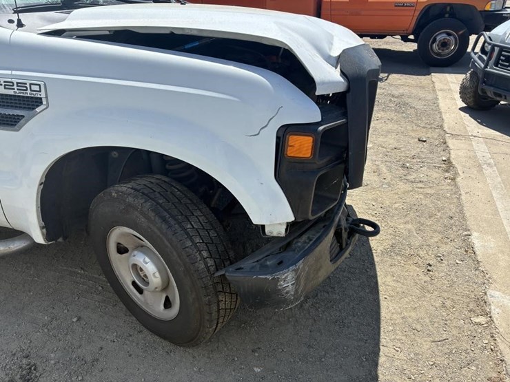 2008-ford-f250-image-16