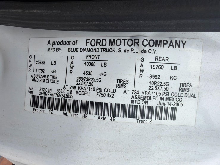2006-ford-f750-image-21