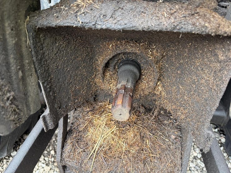 new-holland-t4030-image-15