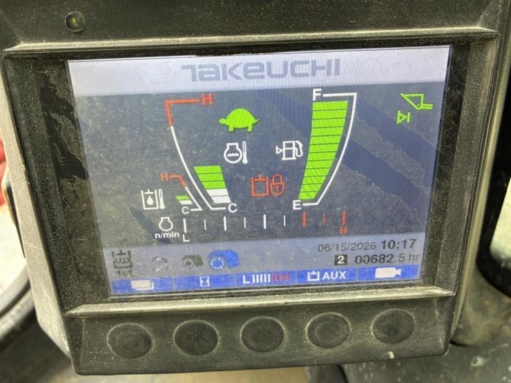 2019-takeuchi-tl10v2-image-21